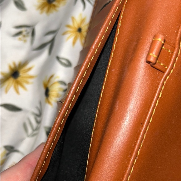 Dooney&Bourke Vintage Black Pebbled Wallet with Checkbook - Picture 9 of 10